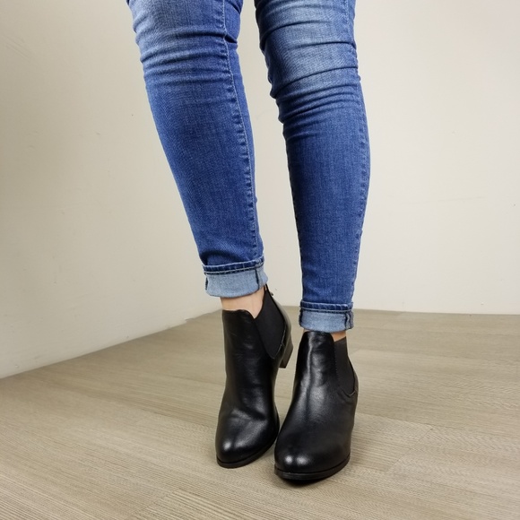 Black Faux Leather Ankle Chelsea Boots - Picture 2 of 8